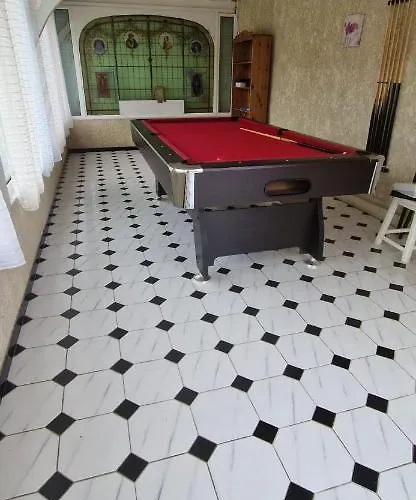 La Parenthèse, Regroupement En Famille Ou Entre Amis, Billard, Brasero, Wifi Hébergement de vacances *